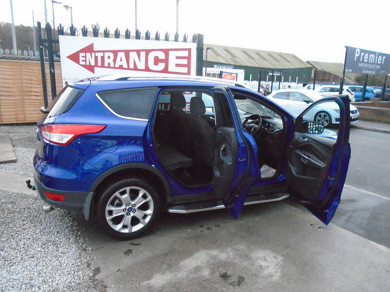 Ford Kuga 2.0L Zetec 4x2 TDCi SUV 5dr Diesel Manual Euro 5 (138 bhp) 5dr Manual 2025