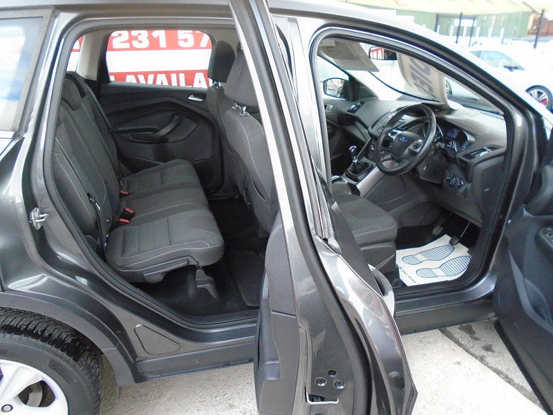 Ford Kuga 2.0L Zetec TDCI SUV 5dr Diesel Manual Euro 6 (148 bhp) 5dr Manual 2025