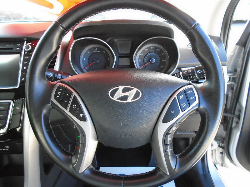 Hyundai I30 1.6 CRDi Blue Drive SE Nav Hatchback 5dr Diesel Manual Euro 6 (s/s) (110 ps) 5dr Manual 2026