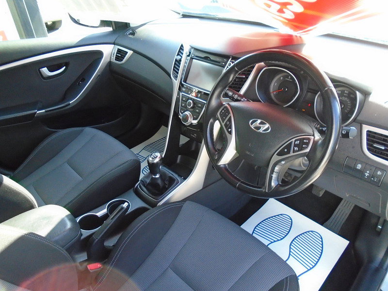 Hyundai I30 1.6 CRDi Blue Drive SE Nav Hatchback 5dr Diesel Manual Euro 6 (s/s) (110 ps) 5dr Manual 2026