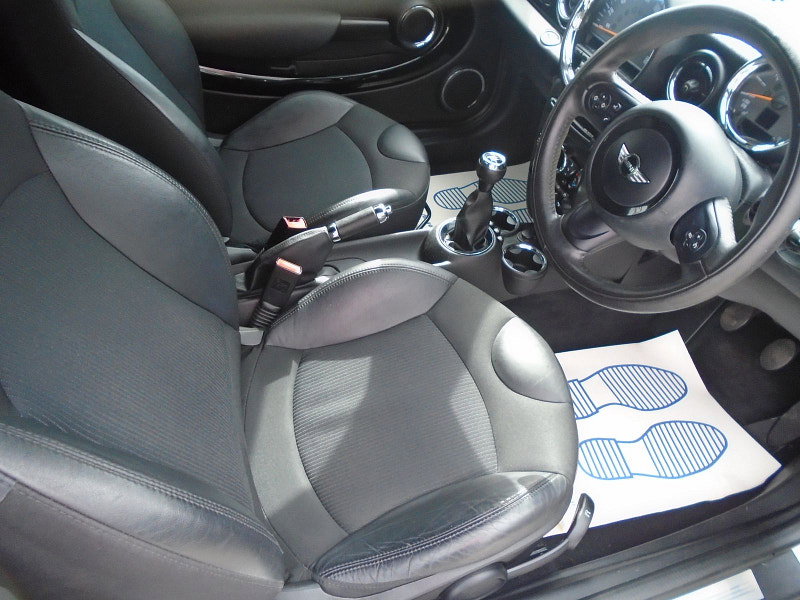 MINI Coupe 1.6 Cooper Coupe 2dr Petrol Manual Euro 6 (s/s) (122 ps) 2dr Manual 2026