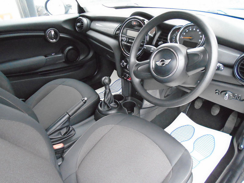 MINI Hatch 1.5 Cooper D Hatchback 3dr Diesel Manual Euro 6 (s/s) (116 ps) 3dr Manual 2026