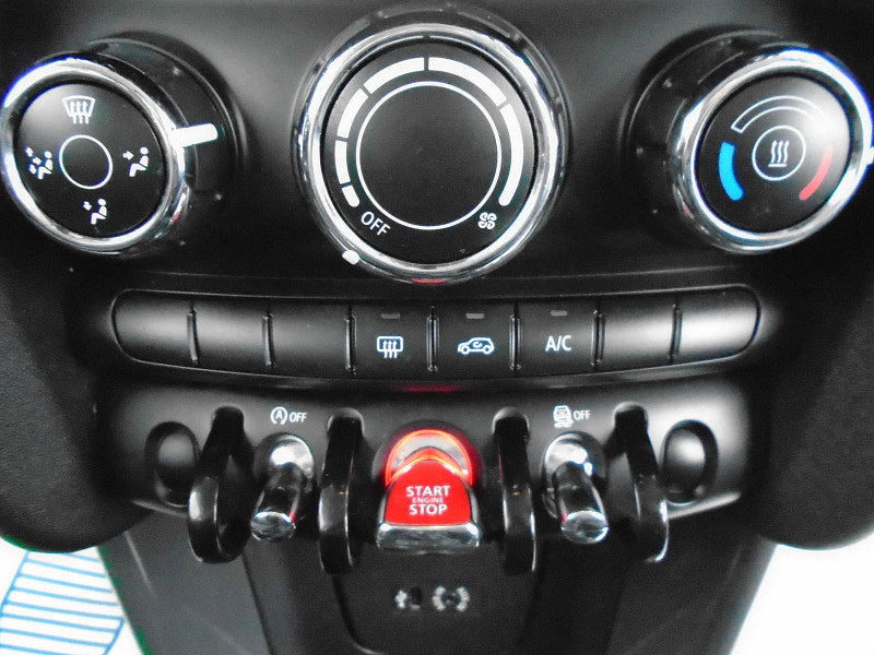 MINI Hatch 1.5 Cooper D Hatchback 3dr Diesel Manual Euro 6 (s/s) (116 ps) 3dr Manual 2026