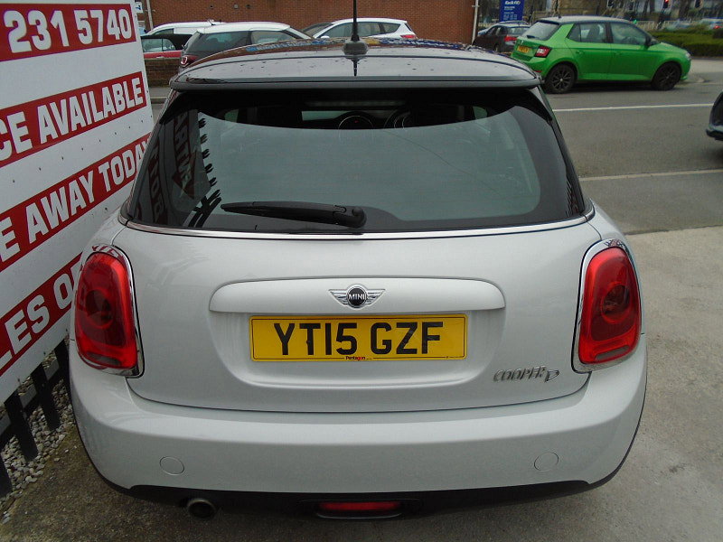 MINI Hatch 1.5 Cooper D Hatchback 3dr Diesel Manual Euro 6 (s/s) (116 ps) 3dr Manual 2026