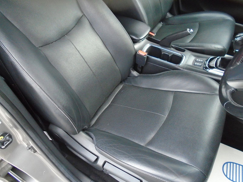 Nissan Pulsar 1.5 dCi Tekna Hatchback 5dr Diesel Manual Euro 5 (s/s) (110 ps) 5dr Manual 2026