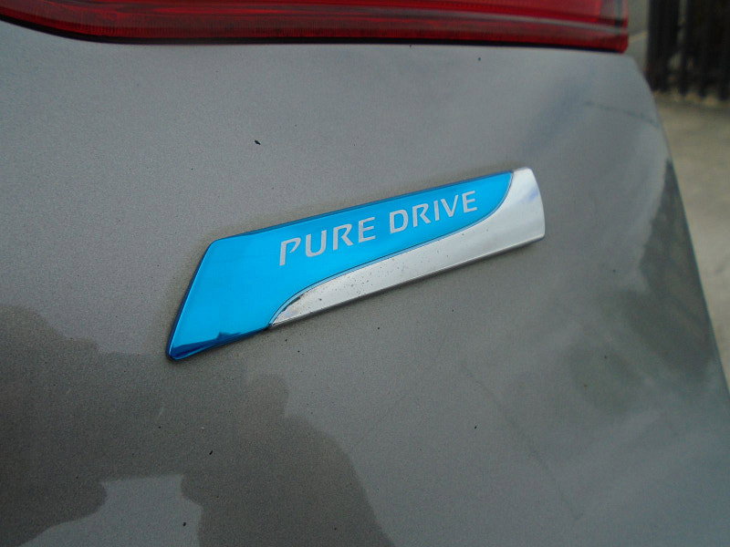 Nissan Pulsar 1.5 dCi Tekna Hatchback 5dr Diesel Manual Euro 5 (s/s) (110 ps) 5dr Manual 2026