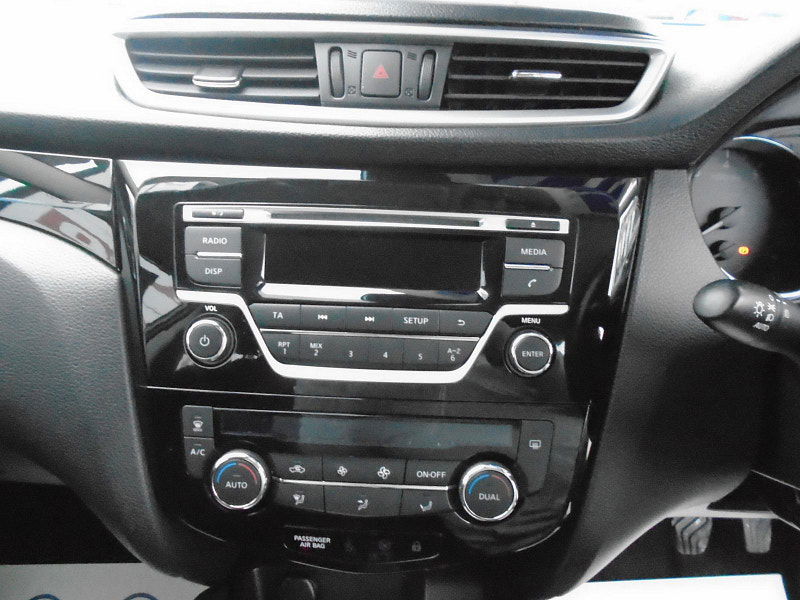 Nissan Qashqai 1.2L Acenta Smart Vision DiG-T SUV 5dr Petrol Manual Euro 6 (113 bhp) 5dr Manual 2026