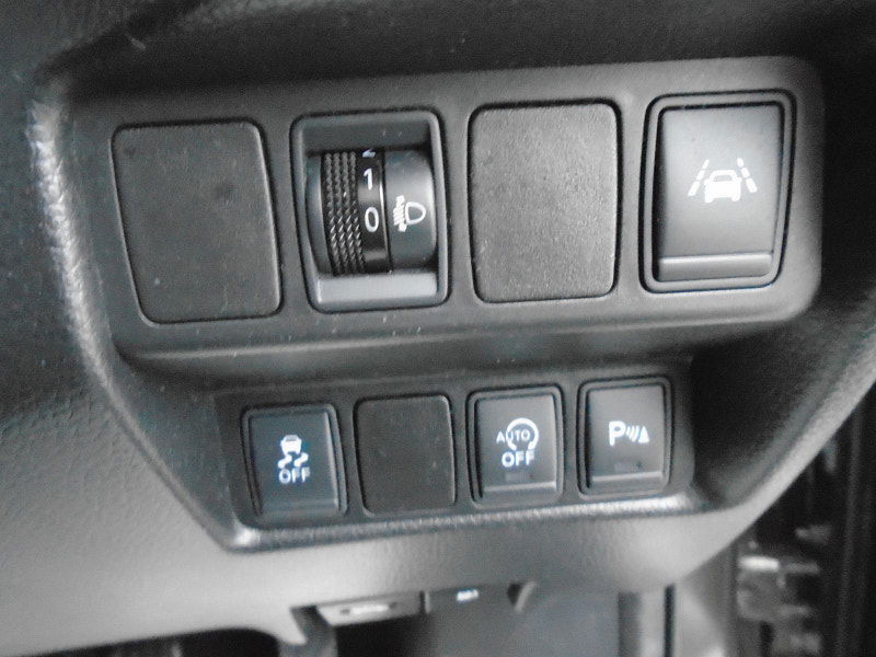 Nissan Qashqai 1.2L Acenta Smart Vision DiG-T SUV 5dr Petrol Manual Euro 6 (113 bhp) 5dr Manual 2026