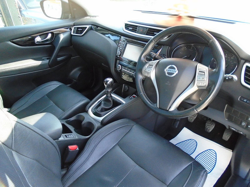Nissan Qashqai 1.5 dCi Tekna SUV 5dr Diesel Manual 2WD Euro 5 (s/s) (110 ps) 5dr Manual 2026