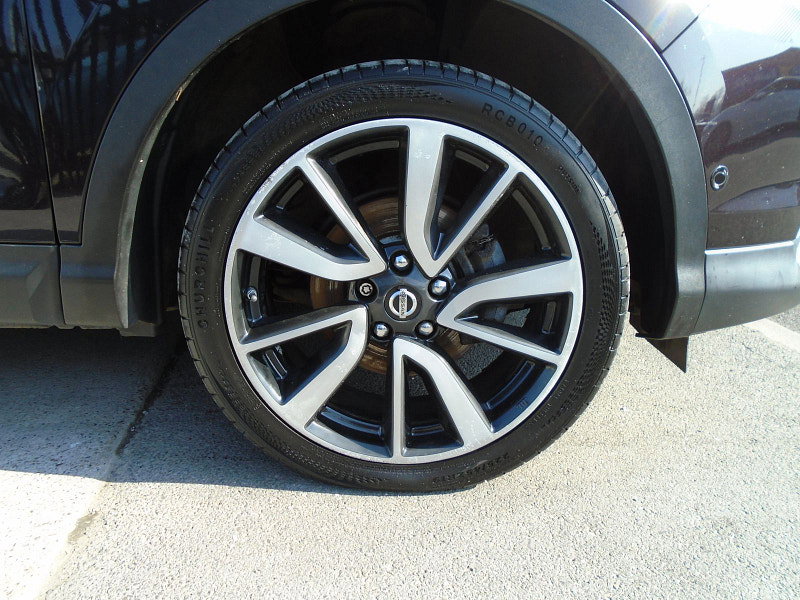 Nissan Qashqai 1.5 dCi Tekna SUV 5dr Diesel Manual 2WD Euro 5 (s/s) (110 ps) 5dr Manual 2026