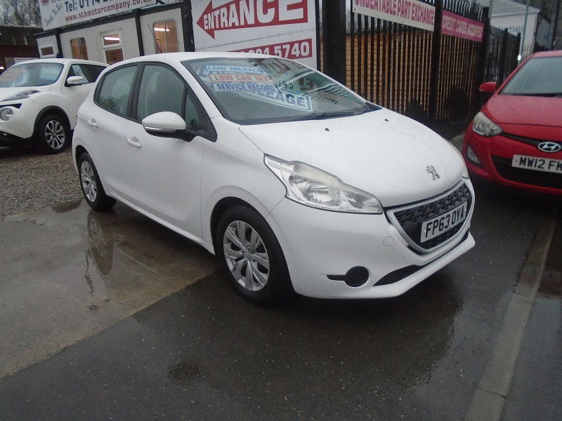 Peugeot 208 1.2 VTi Access+ Hatchback 5dr Petrol Manual Euro 5 (82 ps) 5dr Manual 2026