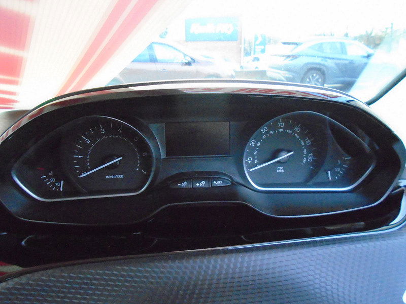 Peugeot 208 1.2L Active Hatchback 5dr Petrol Manual Euro 6 (82 bhp) 5dr Manual 2025