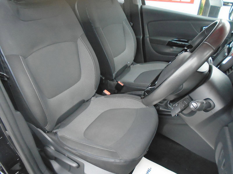 Renault Captur 1.5 dCi ENERGY Dynamique Nav SUV 5dr Diesel Manual Euro 6 (s/s) (90 ps) 5dr Manual 2026