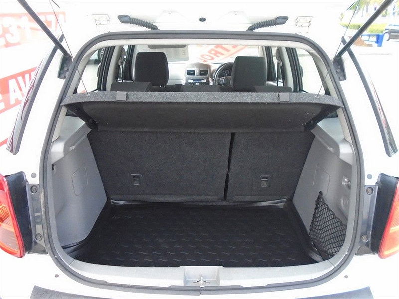 Suzuki SX4 1.6L SZ3 SUV 5dr Petrol Manual Euro 5 (120 bhp) 5dr Manual 2025