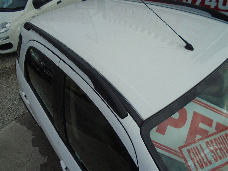 Suzuki SX4 1.6L SZ3 SUV 5dr Petrol Manual Euro 5 (120 bhp) 5dr Manual 2025