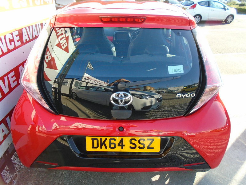 Toyota Aygo 1.0 VVT-i x-pression Hatchback 5dr Petrol Manual Euro 5 Euro 5 (68 ps) 5dr Manual 2026