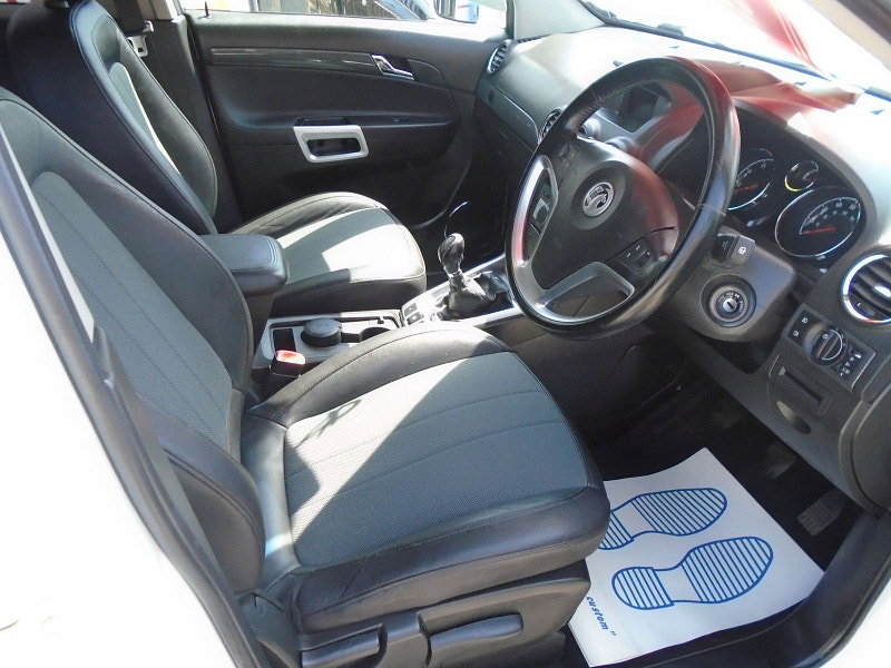 Vauxhall Antara 2.2 CDTi Exclusiv SUV 5dr Diesel Manual 2WD Euro 5 (s/s) (163 ps) 5dr Manual 2026