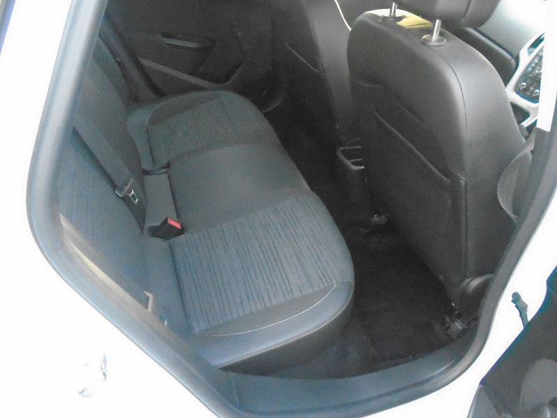 Vauxhall Astra 1.4i Excite Hatchback 5dr Petrol Manual Euro 6 (100 ps) 5dr Manual 2026