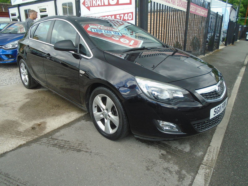 Vauxhall Astra 1.7 CDTi SRi Hatchback 5dr Diesel Manual Euro 5 (125 ps) 5dr Manual 2026