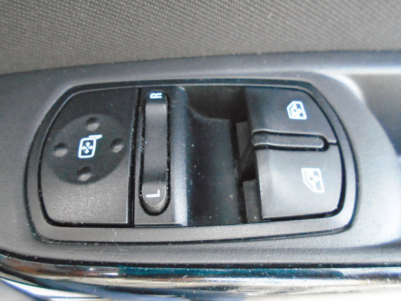 Vauxhall Corsa 1.4i ecoFLEX SRi Hatchback 5dr Petrol Manual Euro 6 (90 ps) 5dr Manual 2026