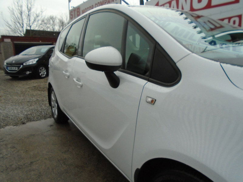 Vauxhall Meriva 1.4L Life MPV 5dr Petrol Manual Euro 6 (99 bhp) 5dr Manual 2025