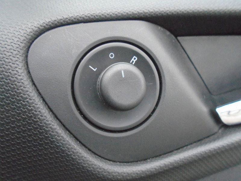 Vauxhall Meriva 1.4L Life MPV 5dr Petrol Manual Euro 6 (99 bhp) 5dr Manual 2025