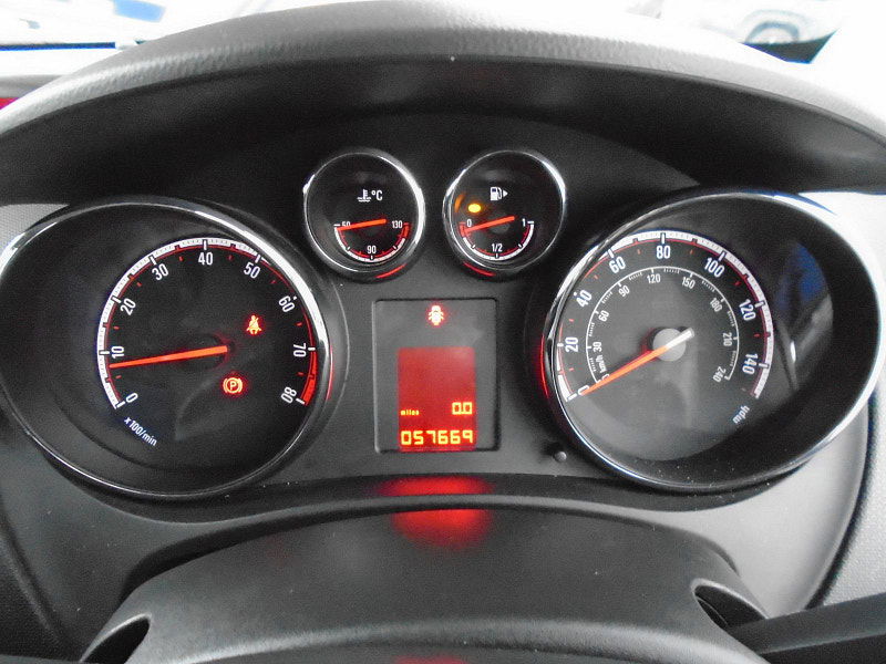 Vauxhall Meriva 1.4L Life MPV 5dr Petrol Manual Euro 6 (99 bhp) 5dr Manual 2025