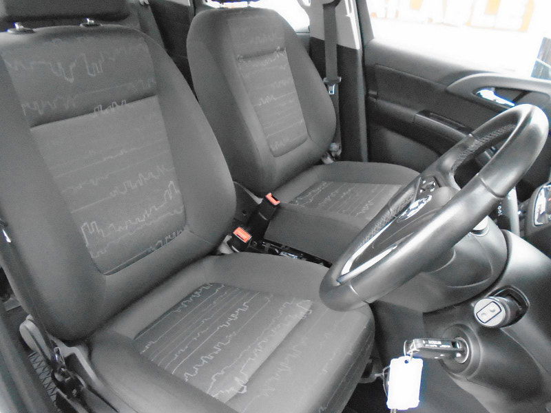 Vauxhall Meriva 1.4L Life MPV 5dr Petrol Manual Euro 6 (99 bhp) 5dr Manual 2025