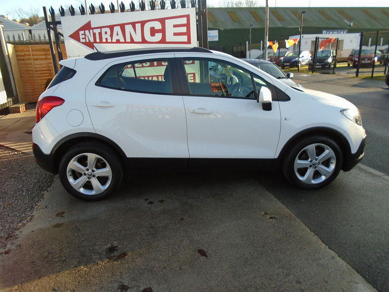 Vauxhall Mokka 1.6L Tech Line S/S SUV 5dr Petrol Manual Euro 6 (114 bhp) 5dr Manual 2025