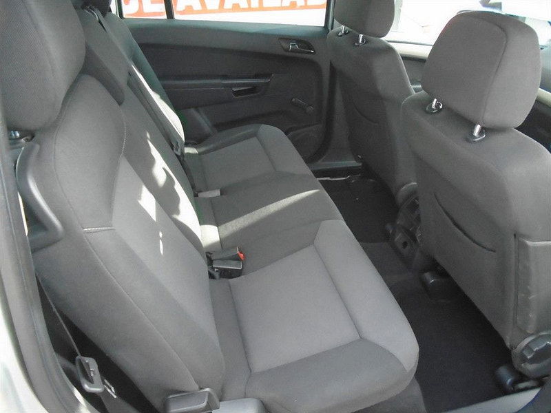Vauxhall Zafira 1.6L Breeze MPV 5dr Petrol Manual Euro 4 (105 bhp) 5dr Manual 2025