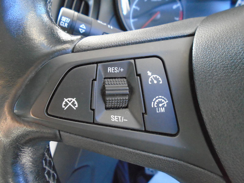 Vauxhall Zafira Tourer 1.4i Turbo SRi Nav MPV 5dr Petrol Manual Euro 6 (140 ps) 5dr Manual 2026