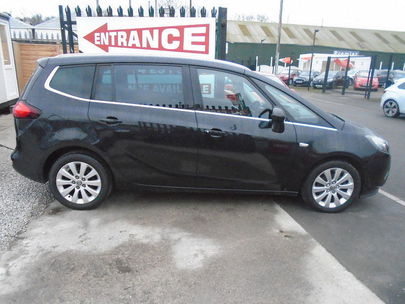 Vauxhall Zafira Tourer 1.8 16V Tech Line MPV 5dr Petrol Manual Euro 5 (140 ps) 5dr Manual 2026