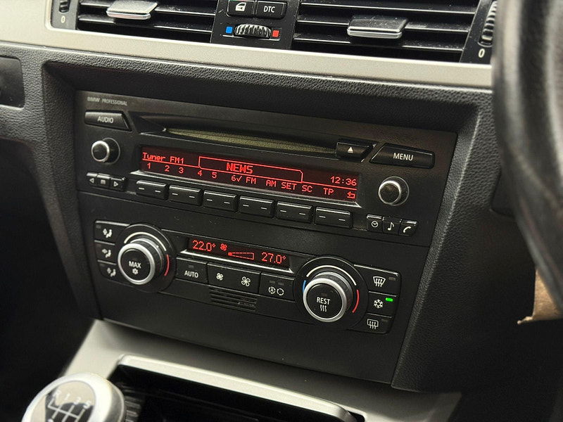 BMW 3 Series 2.0 318i SE Euro 4 4dr 4dr Manual 2026