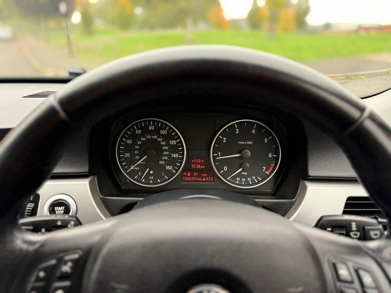 BMW 3 Series 2.0 318i SE Euro 4 4dr 4dr Manual 2026