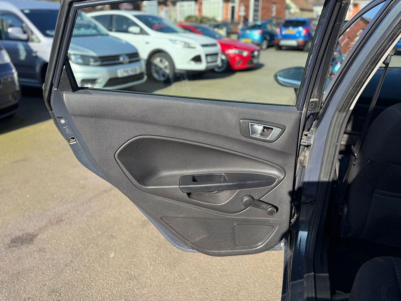 Ford Fiesta 1.5 TDCi Zetec Euro 5 5dr 5dr Manual 2026