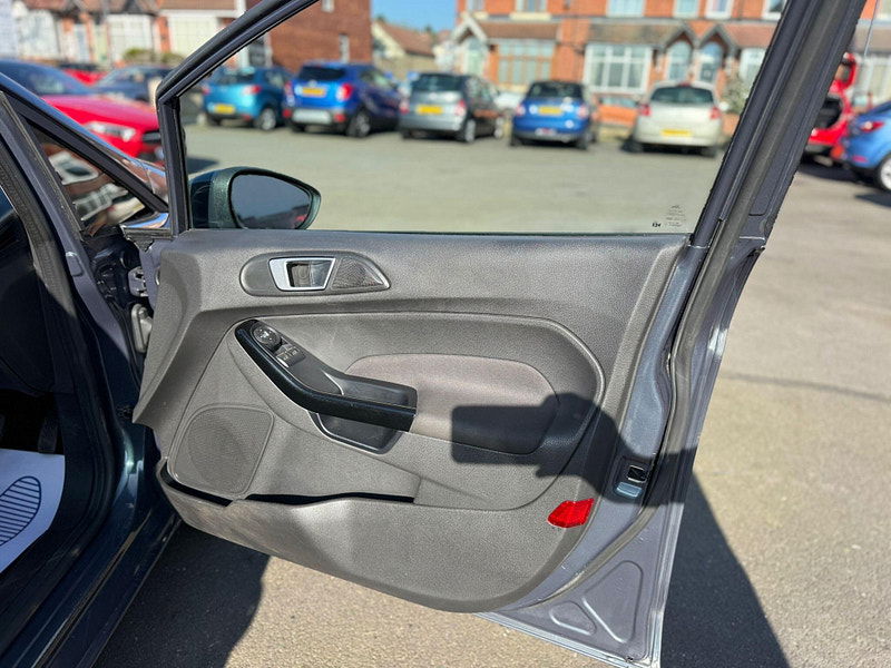 Ford Fiesta 1.5 TDCi Zetec Euro 5 5dr 5dr Manual 2026