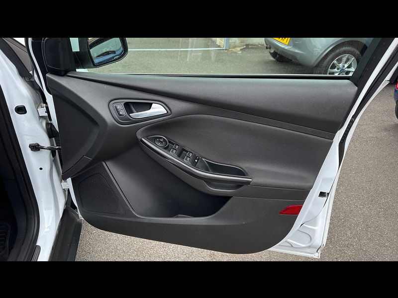 Ford Focus 1.5 TDCi Titanium Euro 6 (s/s) 5dr 5dr Manual 2026