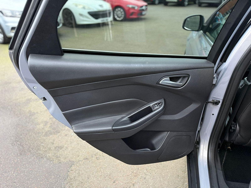 Ford Focus 1.6 TDCi Titanium X Euro 5 (s/s) 5dr 5dr Manual 2026