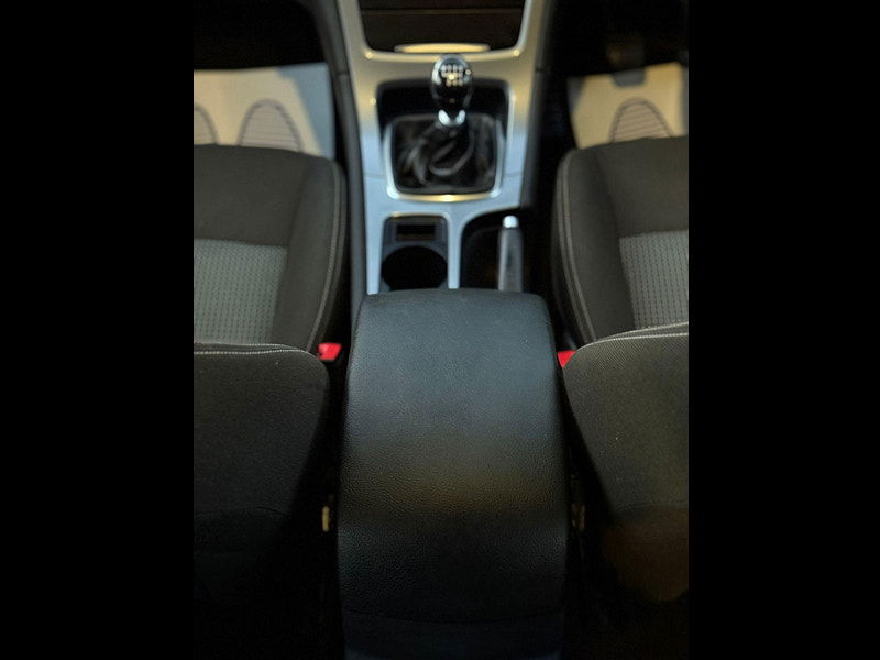 Ford Mondeo 1.6 TDCi ECOnetic Zetec Euro 5 (s/s) 5dr 5dr Manual 2026