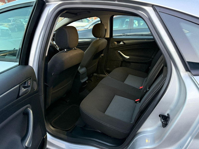 Ford Mondeo 1.6 TDCi ECOnetic Zetec Euro 5 (s/s) 5dr 5dr Manual 2026