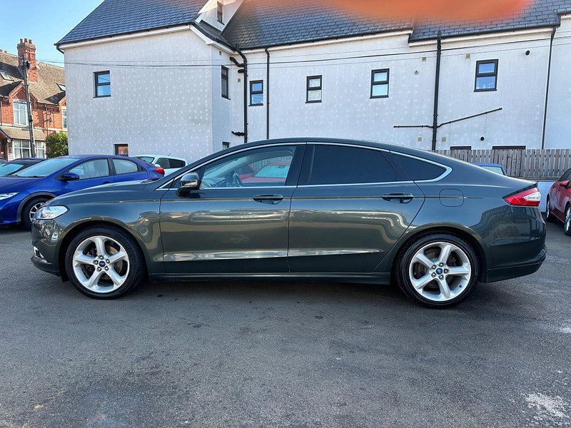 Ford Mondeo 2.0 TDCi Titanium Euro 6 (s/s) 5dr 5dr Manual 2026