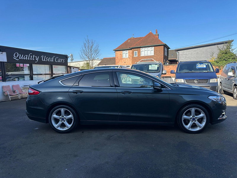 Ford Mondeo 2.0 TDCi Titanium Euro 6 (s/s) 5dr 5dr Manual 2026