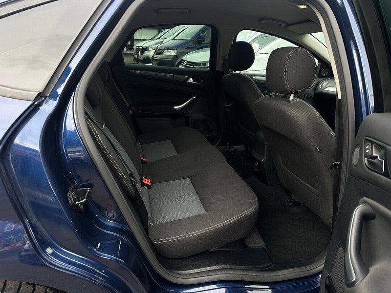 Ford Mondeo 2.0 Zetec Euro 5 5dr 5dr Manual 2026