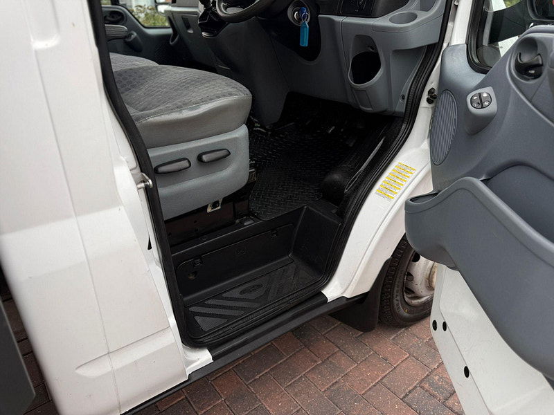 Ford Transit 2.2 TDCi 350 Dropside 2dr Diesel Manual RWD L4 (123 bhp) 2dr Manual 2026