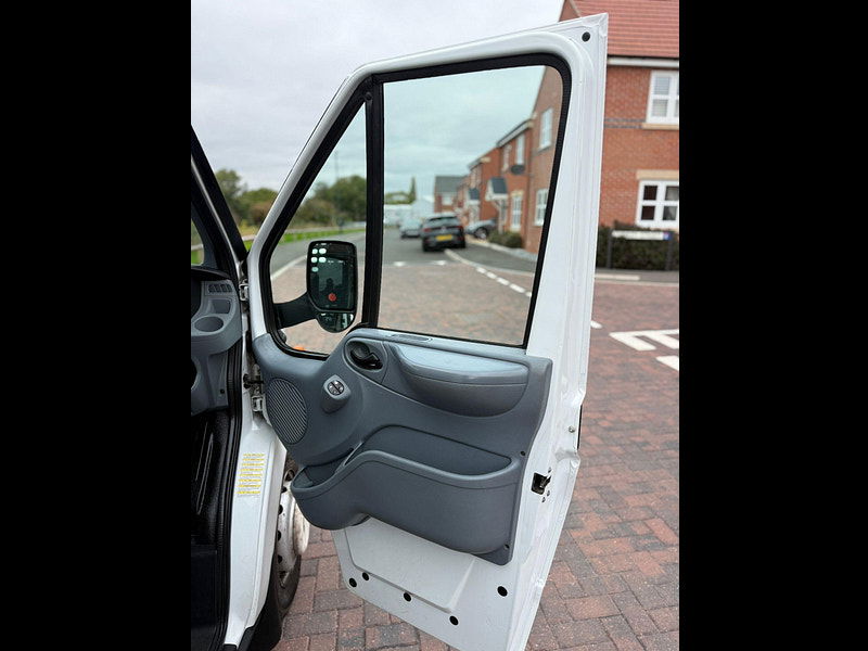 Ford Transit 2.2 TDCi 350 Dropside 2dr Diesel Manual RWD L4 (123 bhp) 2dr Manual 2026