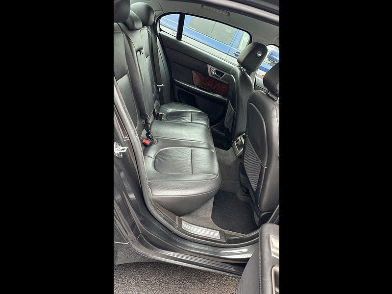 Jaguar XF 3.0 V6 Luxury Auto Euro 4 4dr 4dr Automatic 2026