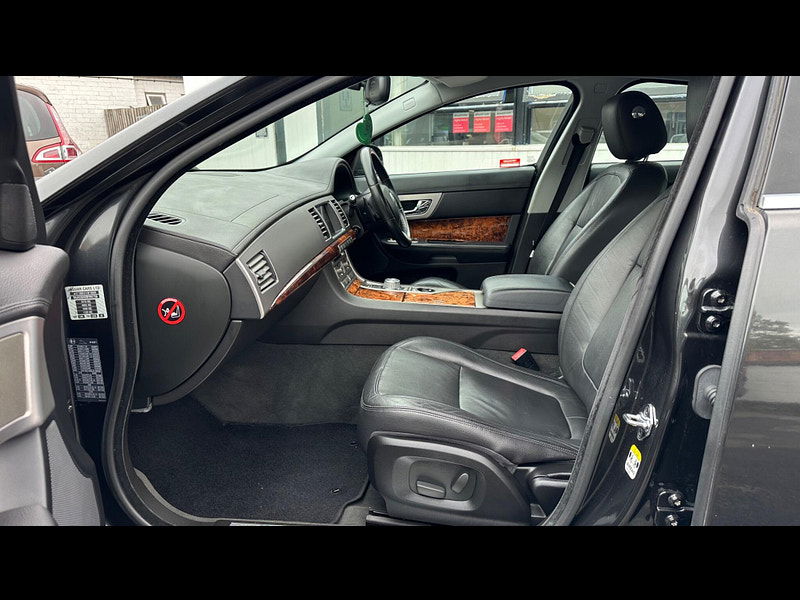 Jaguar XF 3.0 V6 Luxury Auto Euro 4 4dr 4dr Automatic 2026