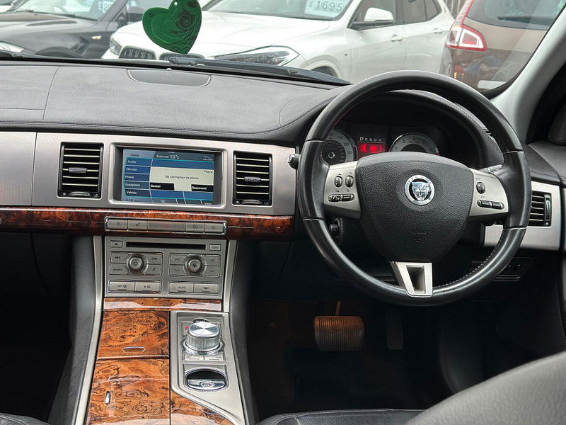 Jaguar XF 3.0 V6 Luxury Auto Euro 4 4dr 4dr Automatic 2026