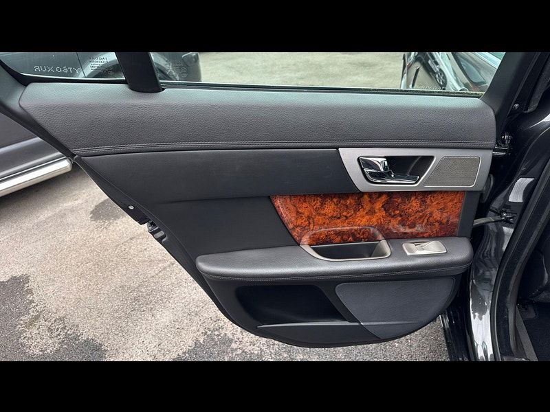 Jaguar XF 3.0 V6 Luxury Auto Euro 4 4dr 4dr Automatic 2026