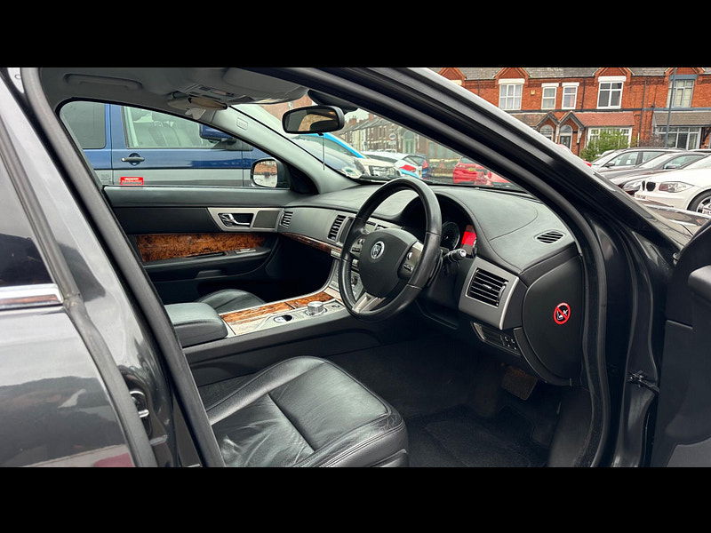 Jaguar XF 3.0 V6 Luxury Auto Euro 4 4dr 4dr Automatic 2026